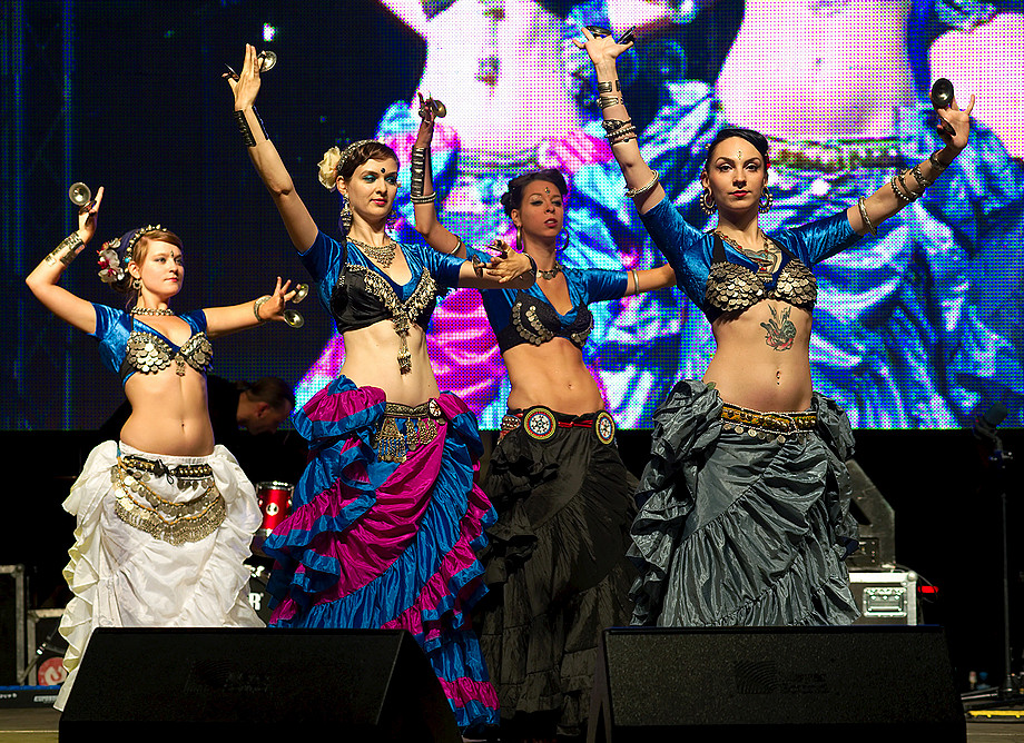 Menada Dance Collective (Ząbkowska Kulmixtura 2011)